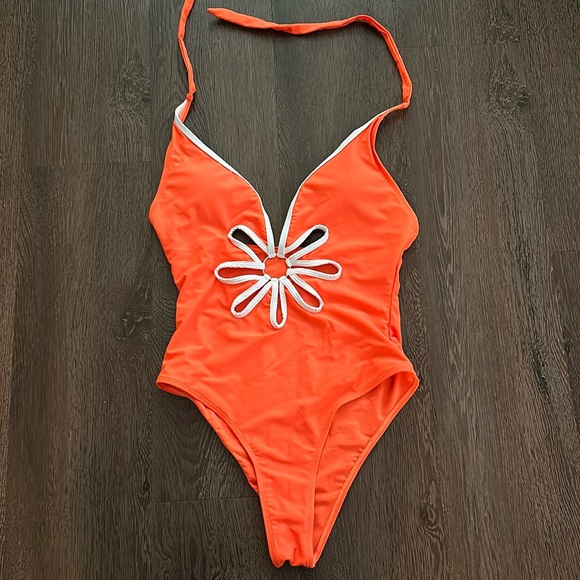 Orange and white swimsuit - Picture 2 of 3